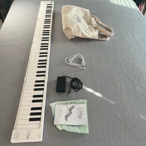 Blackstar Carry-on Folding Piano 88 Portable Digital Keyboard White rechargeable
